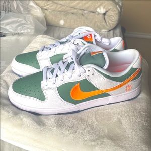 Originally $500 Nike Dunk Low SE (Dutch Green/multi Color White Vert Hollandais)